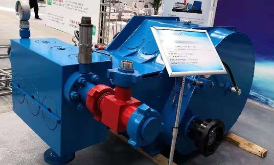流れ150mの³ /H （2500L/Min）が付いている1500HPひびポンプ、圧力110MPa （15950psi）